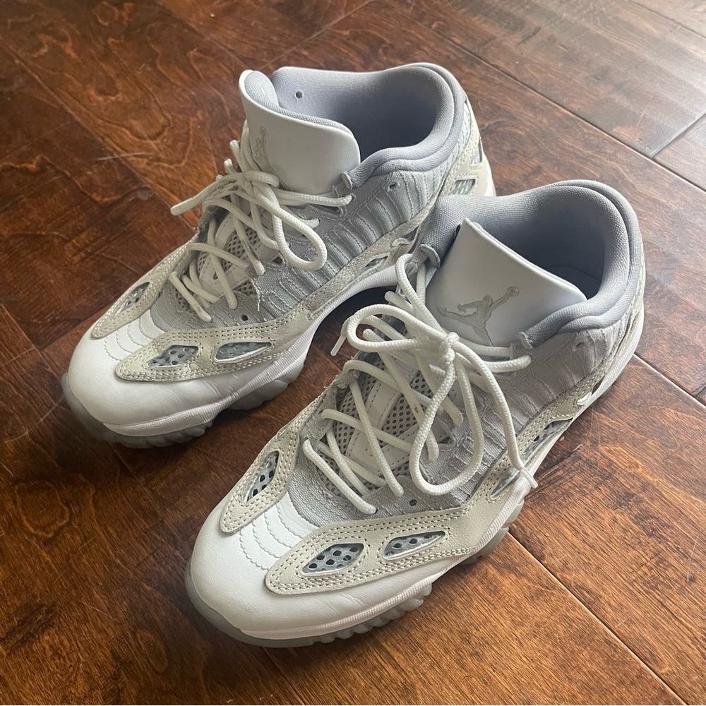 Jordan 11 Retro Low Ie